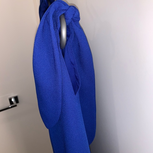 BNWT Beautiful blue off the should be dress - Picture 3 of 5
